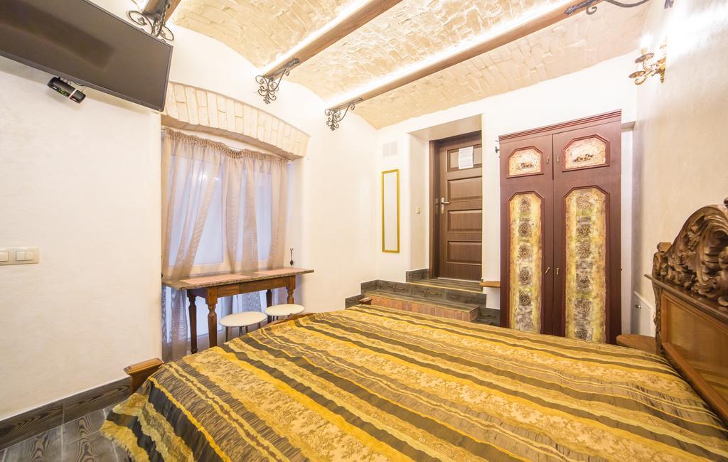 Apartments On Valova 16, On Market Square إلفيف المظهر الخارجي الصورة